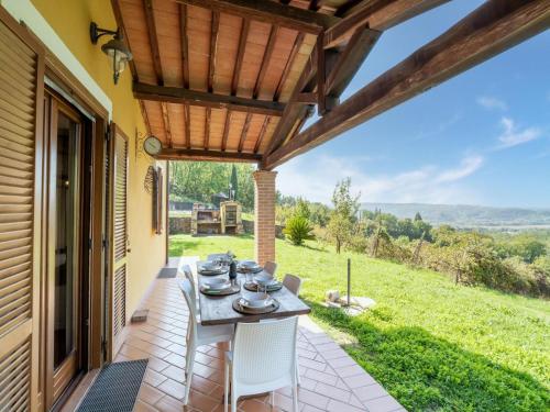  Lush villa in Umbria with private pool in Giove