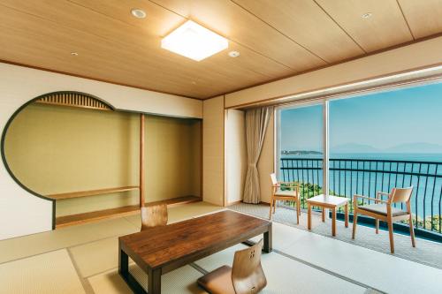 Japanese-Style Room (B) with Toilet and Ocean View - Non-Smoking