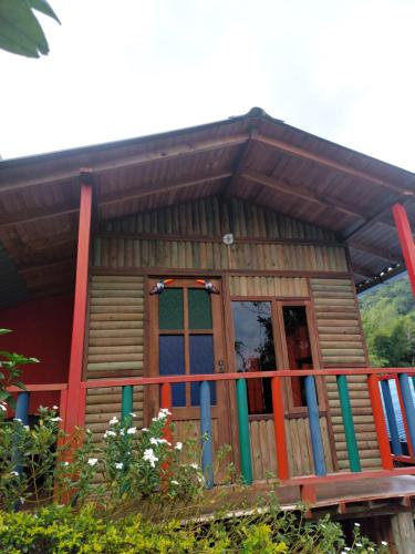 Las cabañas del escobo - CABAÑA TUCÁN