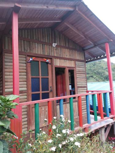 Las cabañas del escobo - CABAÑA TUCÁN