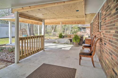 Family-Friendly Baton Rouge Abode with Patio!