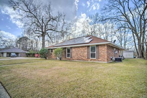 Family-Friendly Baton Rouge Abode with Patio!