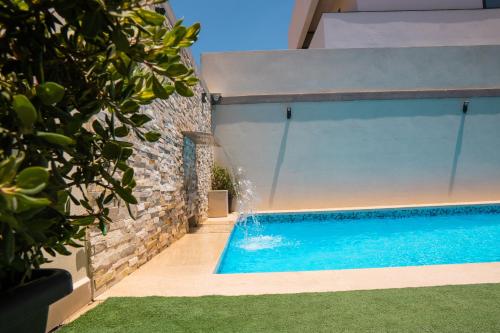 St. Peter's Pool Holiday Apartment - image 2