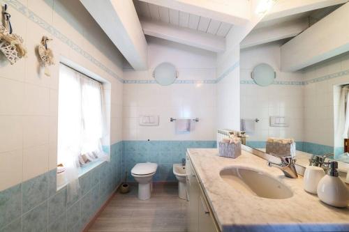 Ranzanico Trilocale Vista Lago 6 posti letto Fast Wi-Fi checkin24h