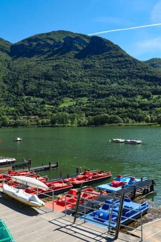 Ranzanico Trilocale Vista Lago 6 posti letto Fast Wi-Fi checkin24h