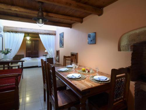 Bathroom, Petronikoli Traditional House in Nikos Kazantzakis