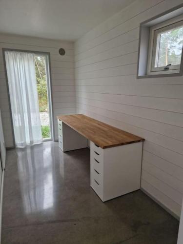 Fräscht, spatiöst hus (Frascht, spatiost hus) in 비스비