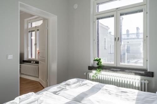 "Keskustori" - Renovated 1BR Apartment with Sauna at the BEST Location, Hosted by 2ndhomes