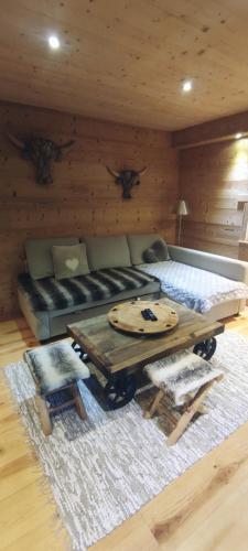 Appartement au rez de jardin d'une villa Mexicaine avec jacuzzi - Location saisonnière - Barcelonnette