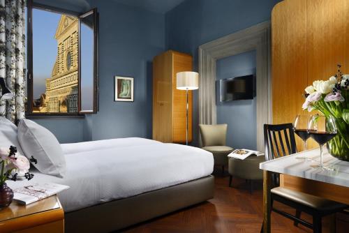 Double room, deluxe, city view