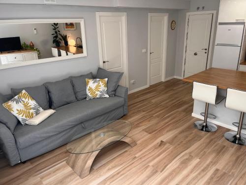 Modern Studio by the Airport-IFEMA, Madrid (foto 9)
