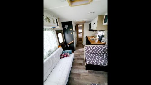 34ft Mobile Home Near Yale U in New Haven, USA