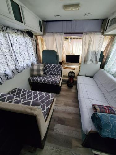 34ft Mobile Home Near Yale U in New Haven, USA