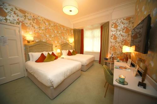 Kilronan House - image 5