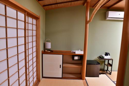 4 futon beds