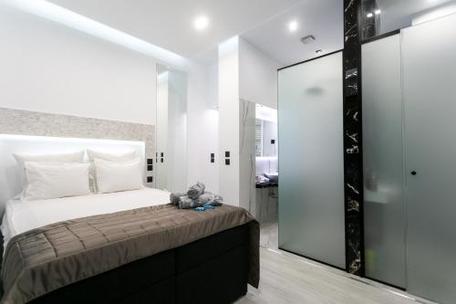 Mirror suite at White Tower- 40sqm -Optical fiber -2smart tv – khách sạn tại Quận Faliro