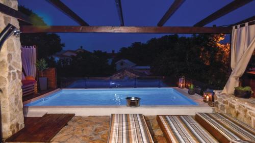 Stone villa Pietra with pool