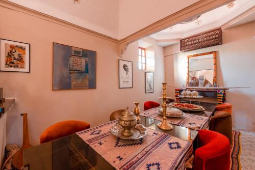Abelia Riad 5