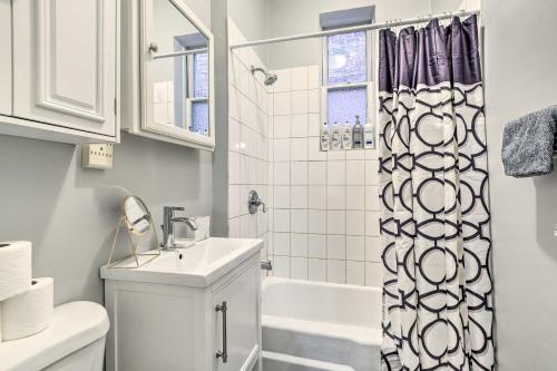Bathroom, Prime Location Old Town Chicago Townhome! in Old Town