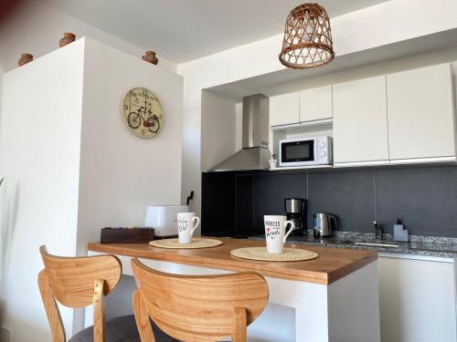 Facilities, Estilo Crespo in Villa Crespo