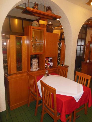 Hotel Pri Belokranjcu - image 2