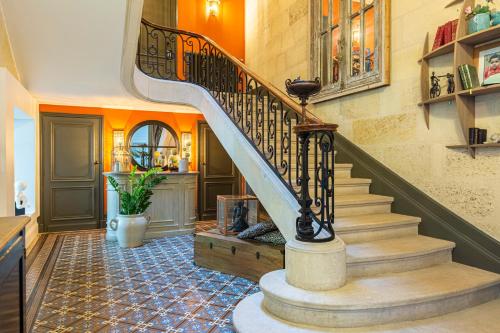 La Maison Mulatô, demeure privée d'hôtes, piscine & spa Libourne, Saint-Emilion, Libourne