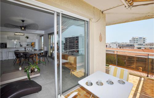 Lovely Apartment In Perpignan With Kitchen - Location saisonnière - Perpignan