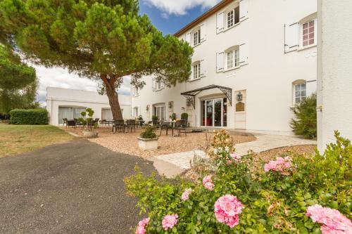 المنظر الخارجي, Logis Hotel Restaurant des Chateaux in Azay-le-Rideau