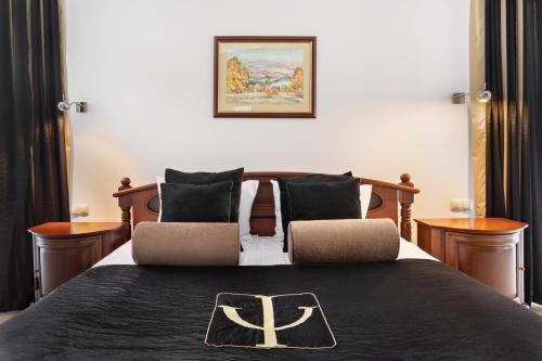 Hotel Olympic - image 11
