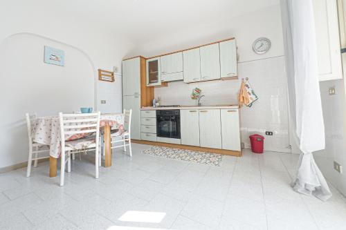  Seashore House - Appartamento a 100 mt dal mare in Villafranca Tirrena