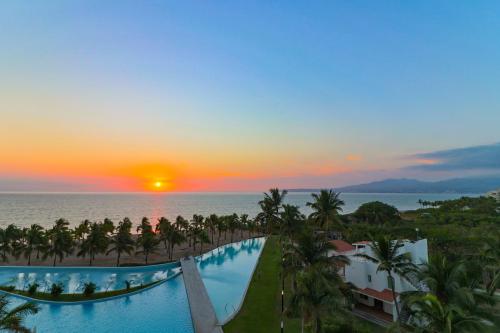 Marítima Playa Beach front Condo with great views in Nuevo Vallarta , Mexico