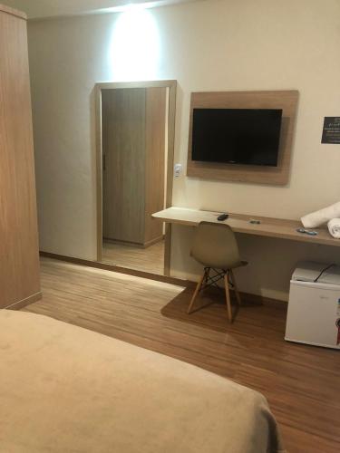 2 twin beds