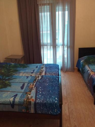 3 twin beds