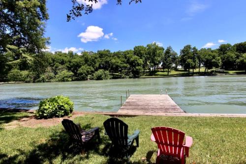 The Lakehouse in McQueeney, USA