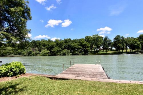 The Lakehouse in McQueeney, USA