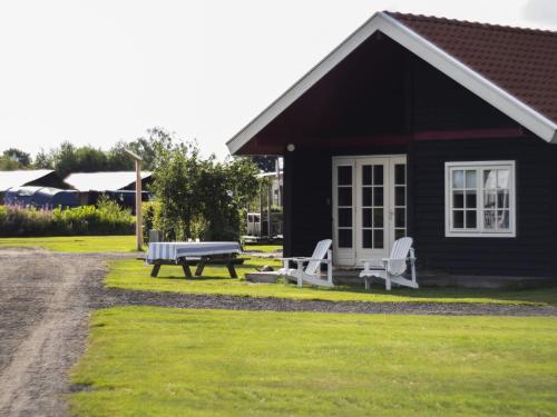 Chalet in Friesland near Alde Feanen in De Veenhoop