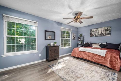 Cozy End Unit Townhouse 1 Mile from Downtown Cary