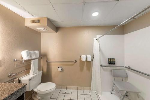 Best Western Plus Russellville Hotel & Suites - image 13