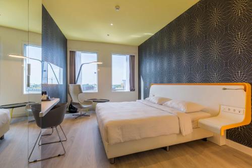 Park Inn by Radisson Amsterdam City West - main image