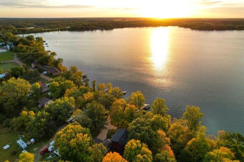 Modern Log Cabin with Rec Room, Steps to Lake! Modern Log Cabin with Rec Room, Steps to Lake!