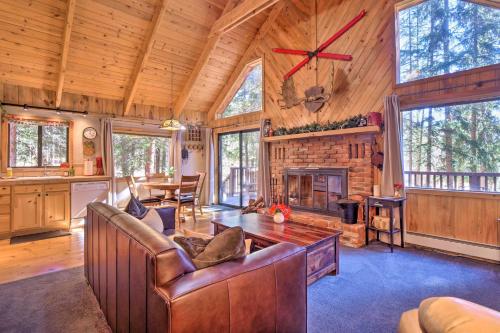 Alma Cloud 9 Cabin with Fireplace and Wooded Views! in Alma, USA