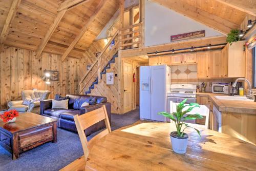 Alma Cloud 9 Cabin with Fireplace and Wooded Views! in Alma, USA