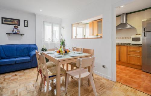 2 Bedroom Beautiful Apartment In Oviedo - image 4