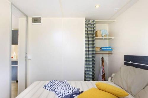 Mobile Home (6 Adults) room in Camping Serenella
