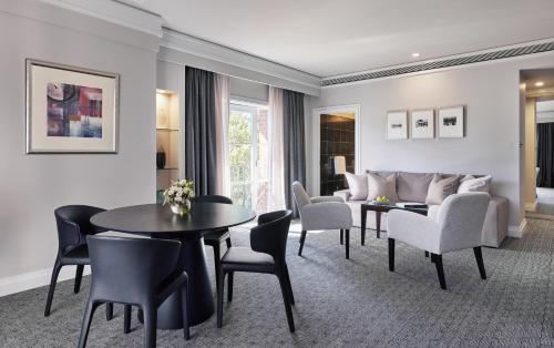 Suite room in Hyatt Hotel Canberra - A Park Hyatt Hotel