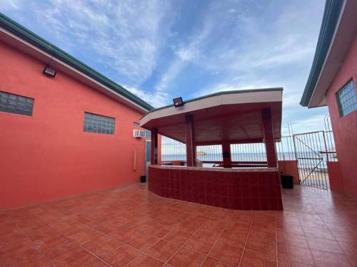 Scott's Seaview Resort in Danao City