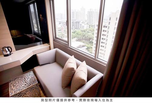 Royal Group Hotel - Ming Hua Branch in Gushan District