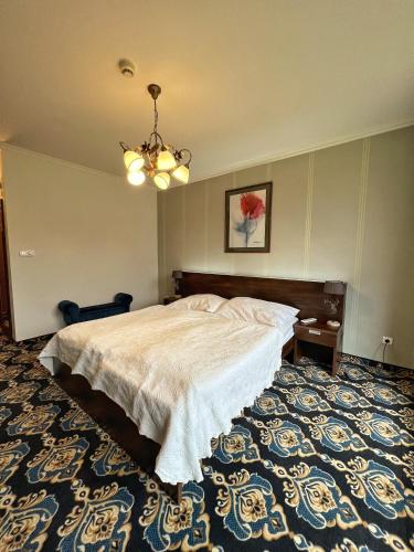 President Hotel Montfort Room Type - Standard Family Room