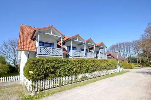 gemütliche Ferienwohnung in Hafennähe - FeWos am Hochzeitsberg FeWo 08 in Breege, Deutschland