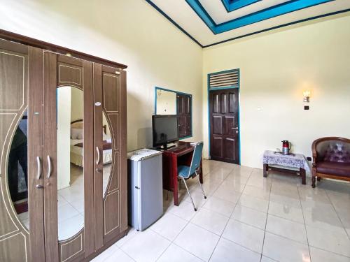 Capital O 91806 Hotel Batu Suli